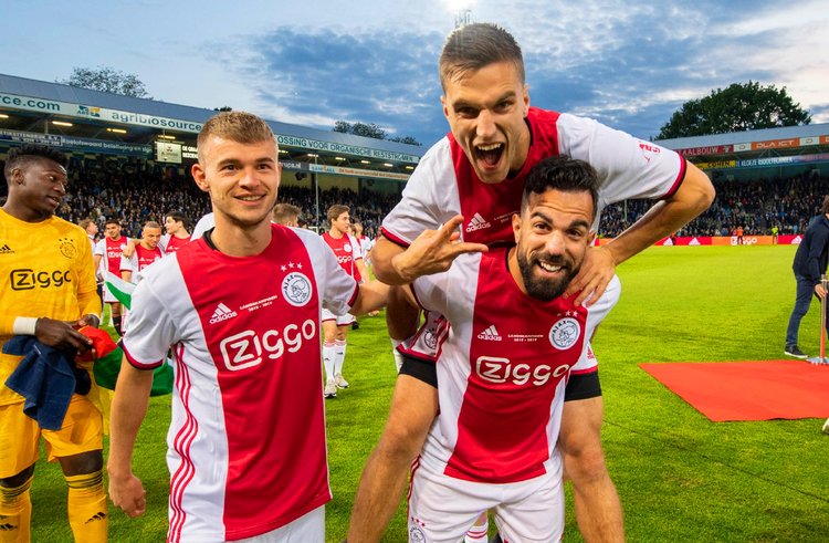 他的缺席意 他的缺席意