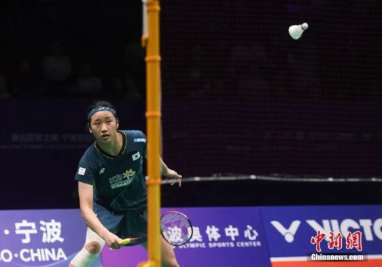 牢牢压制 牢牢压制