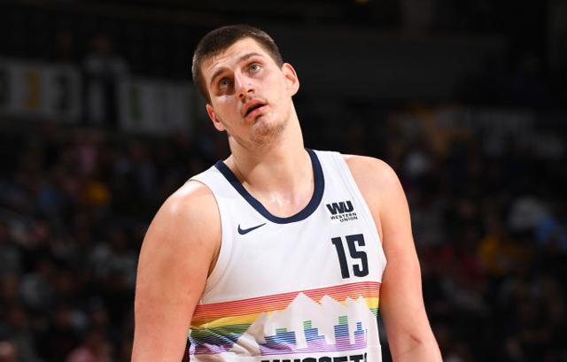 适当缩小男 适当缩小男